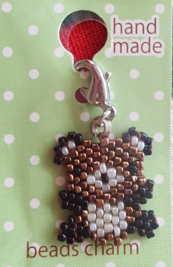 HAND MADE beads charm พวงกุญแจ น้องหมี ลูกปัดน่ารักๆ จากญี่ปุ่น ใช้ตกแต่ง พวงกุญแจ / สร้อยข้อมือ สิ่งของต่างๆ Size : โดยประมาณ 2 - 3 cm