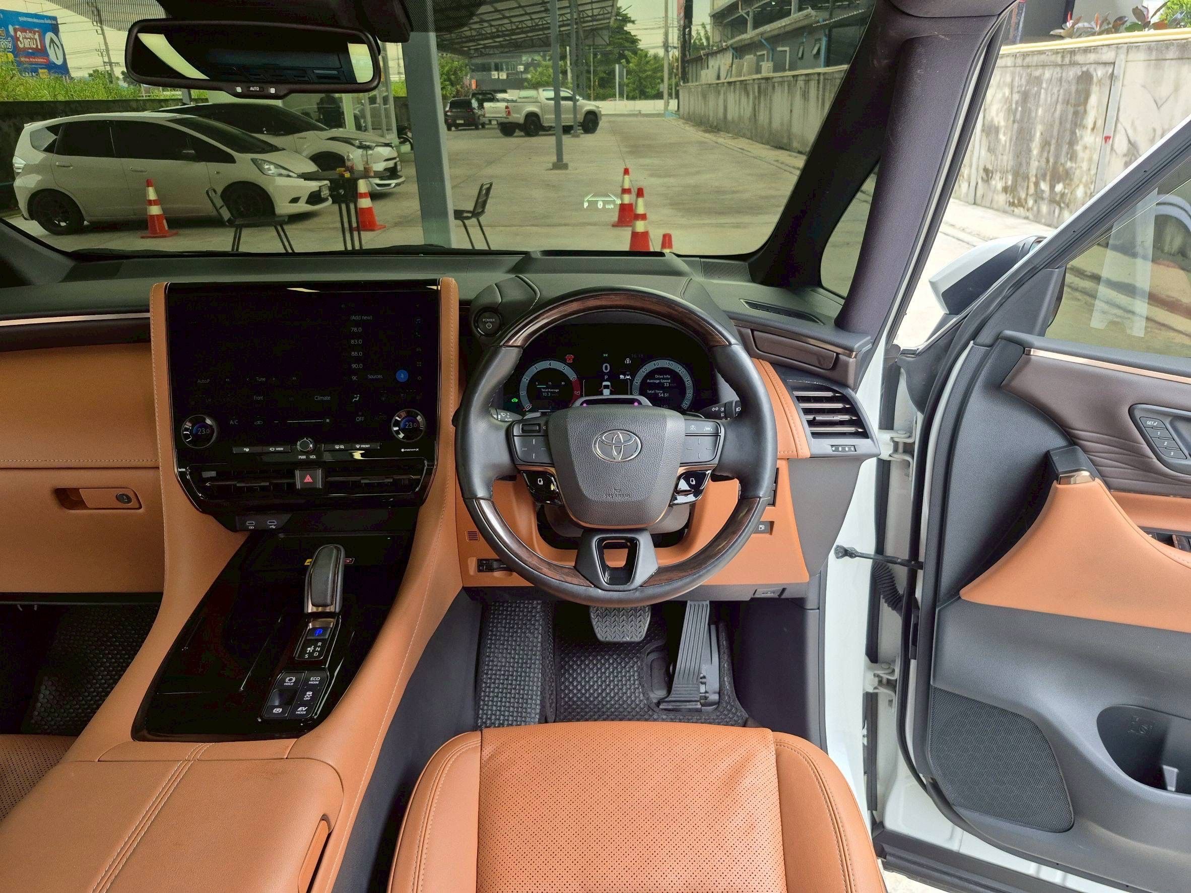 Toyota Vellfire 2.5 Hybrid Z Premier E-FOUR 40 Series ปี 2024