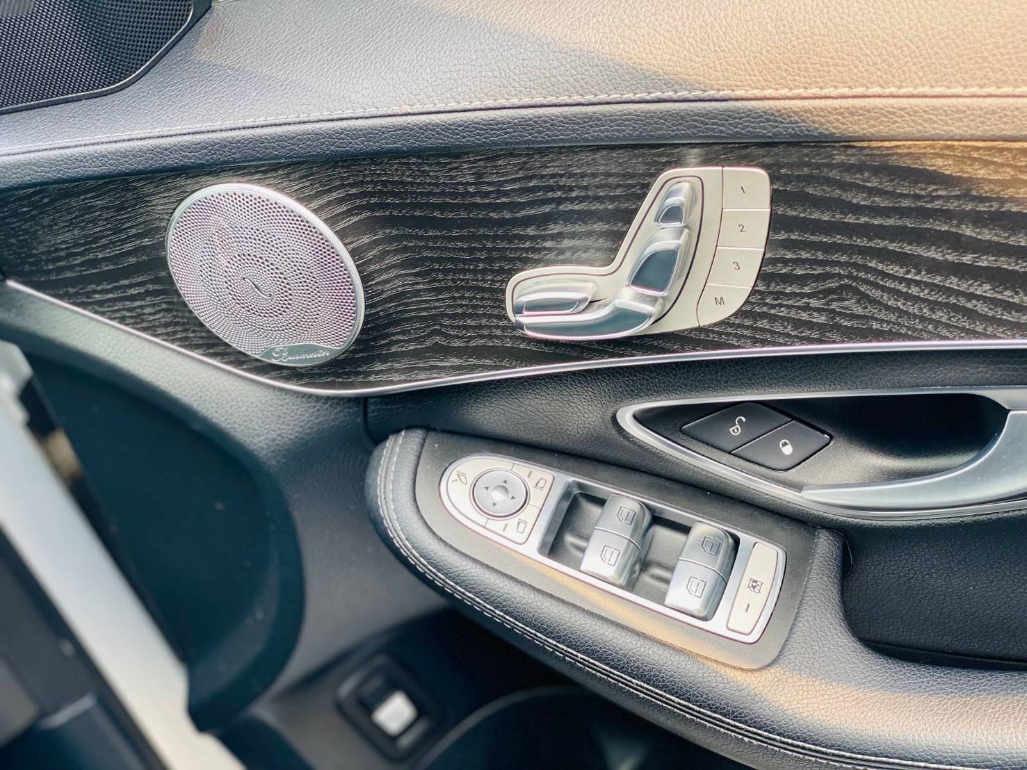 Mercedes Benz C300 AMG DYNAMIC Bluetec Hybrid ปี 2016