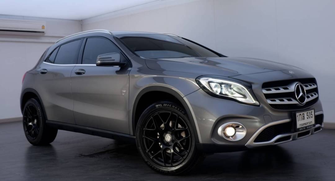 Benz GLA200 ปี 2019