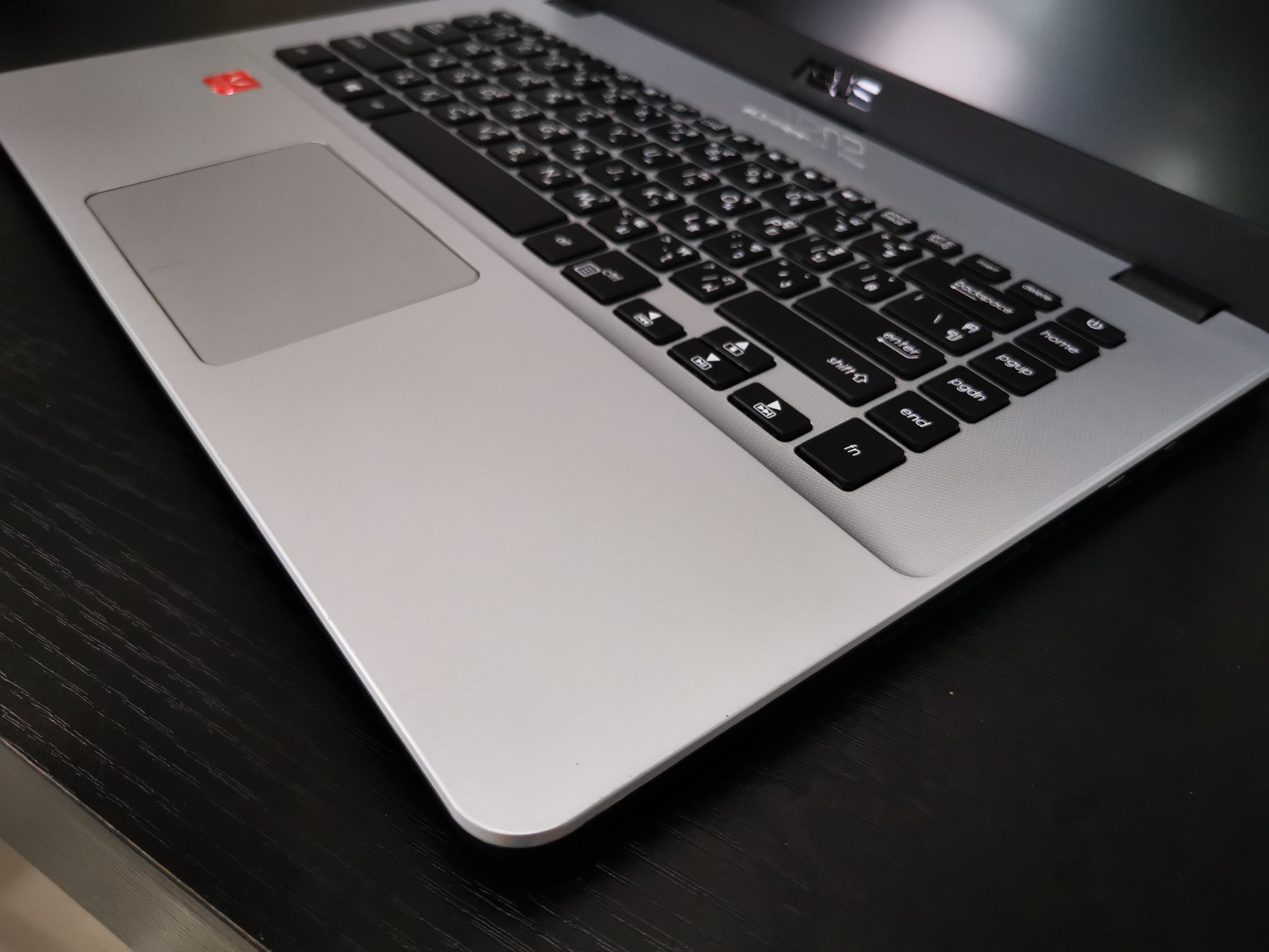 Asus VivoBook 15 X505ZA-EJ510T