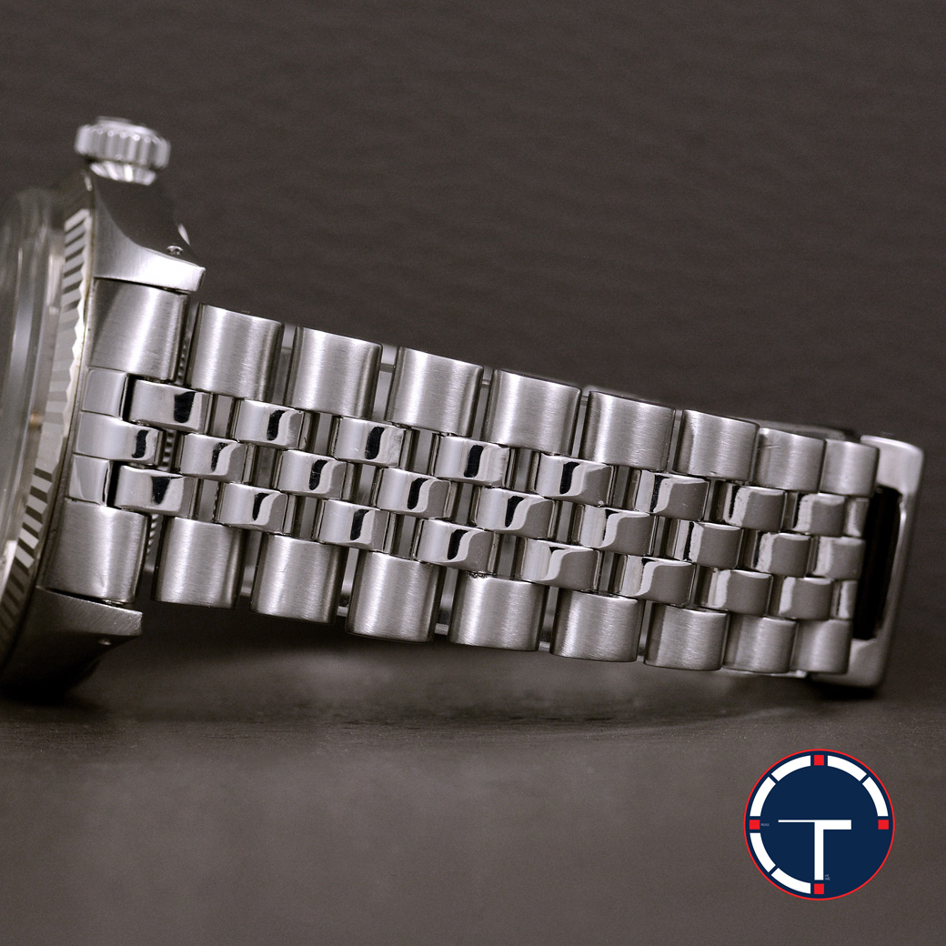 Rolex Datejust Ref.16014 Silver Linen Dial หน้าปัดลายผ้าสีเงิน ขอบหยักทองคำขาว สายจูบิรี่แท้ นาฬิกาปี1985 Automatic ขนาด 36 mm