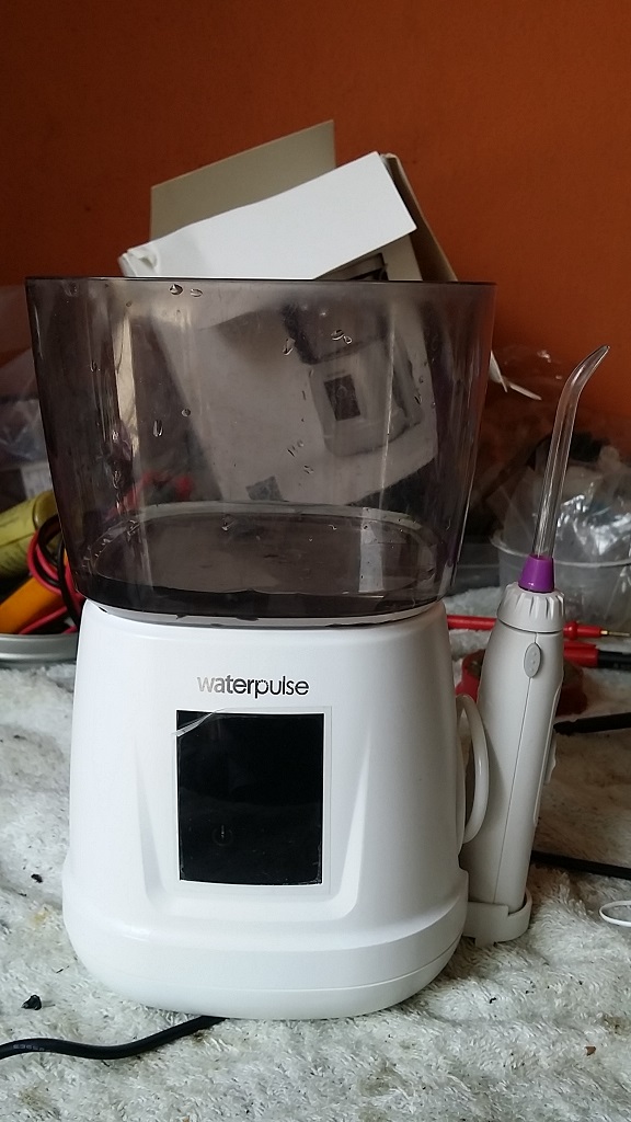 ซ่อมเครื่องทำความสะอาดฟัน ยี่ห้อ WATERPULSE รุ่น V700Plus อาการน้ำไม่ออก