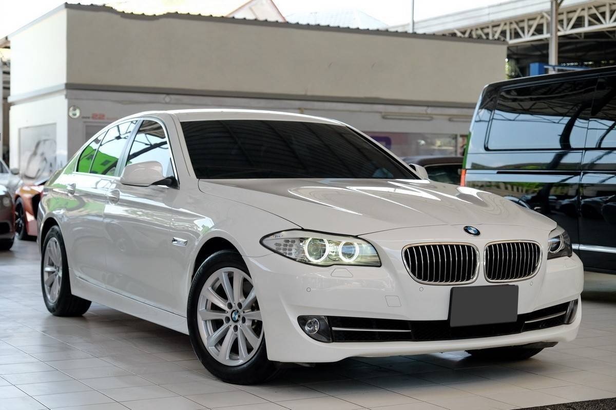 Bmw 520i F10 ปี 2014