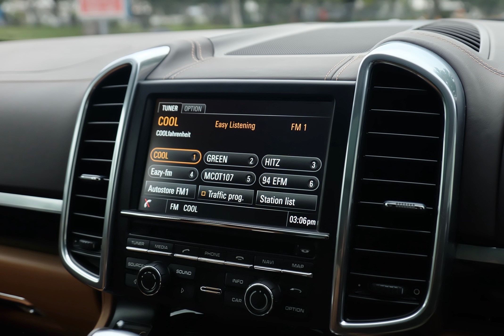 Porsche Cayenne S 3.0 V6 Hybrid ปี 2013