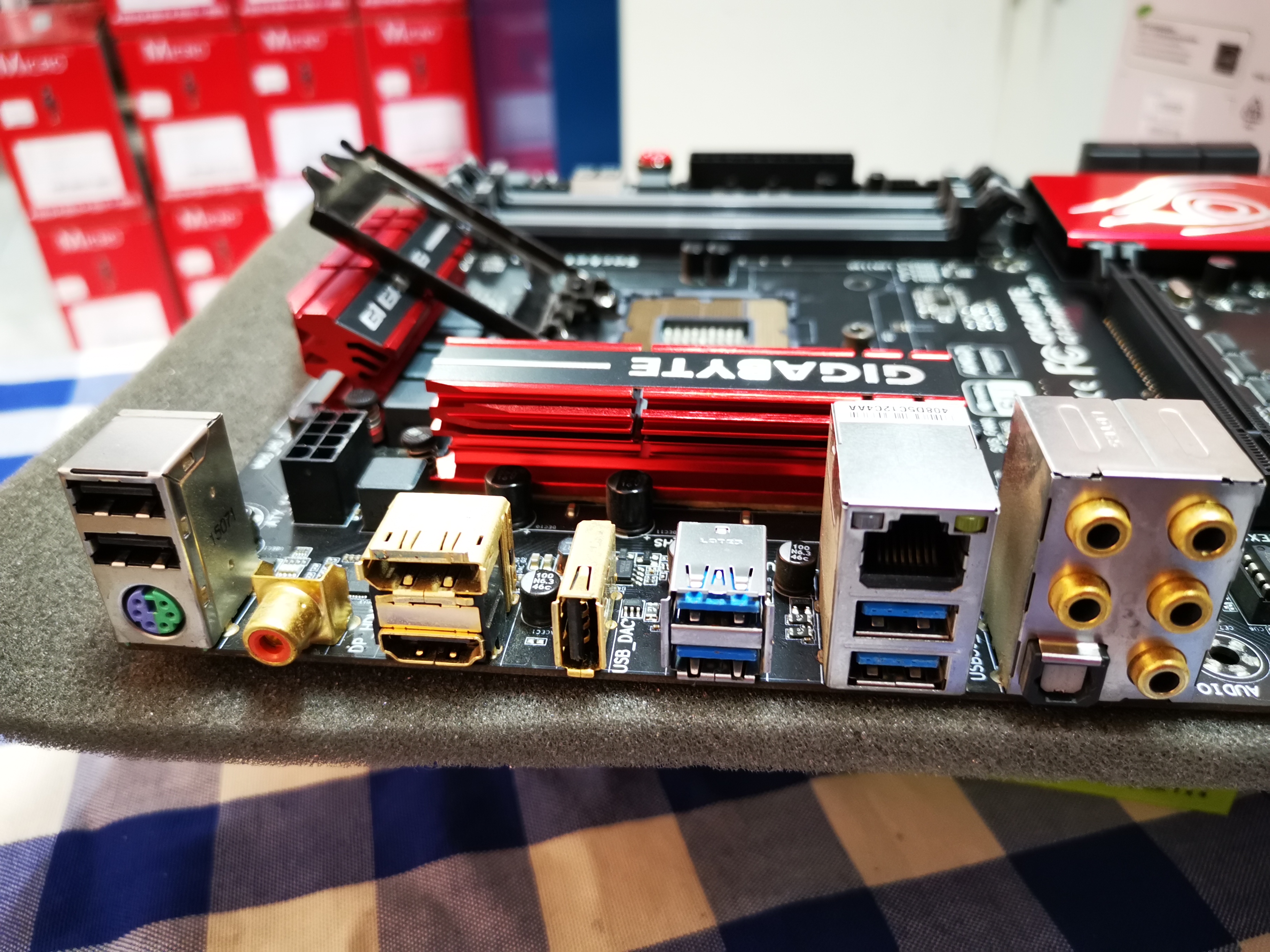 GIGABYTE Z97 G1-SNIPER