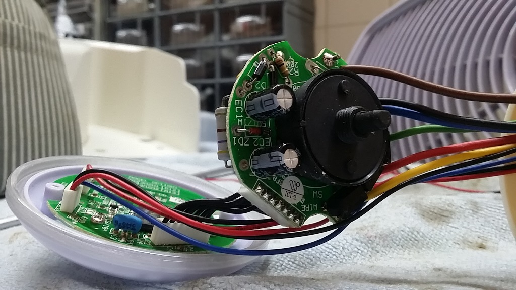 ซ่อมเครื่องฟอกอากาศ ยี่ห้อ 3M รุ่น FAP03-RS-2 อาการพัดลมหมุนเบา