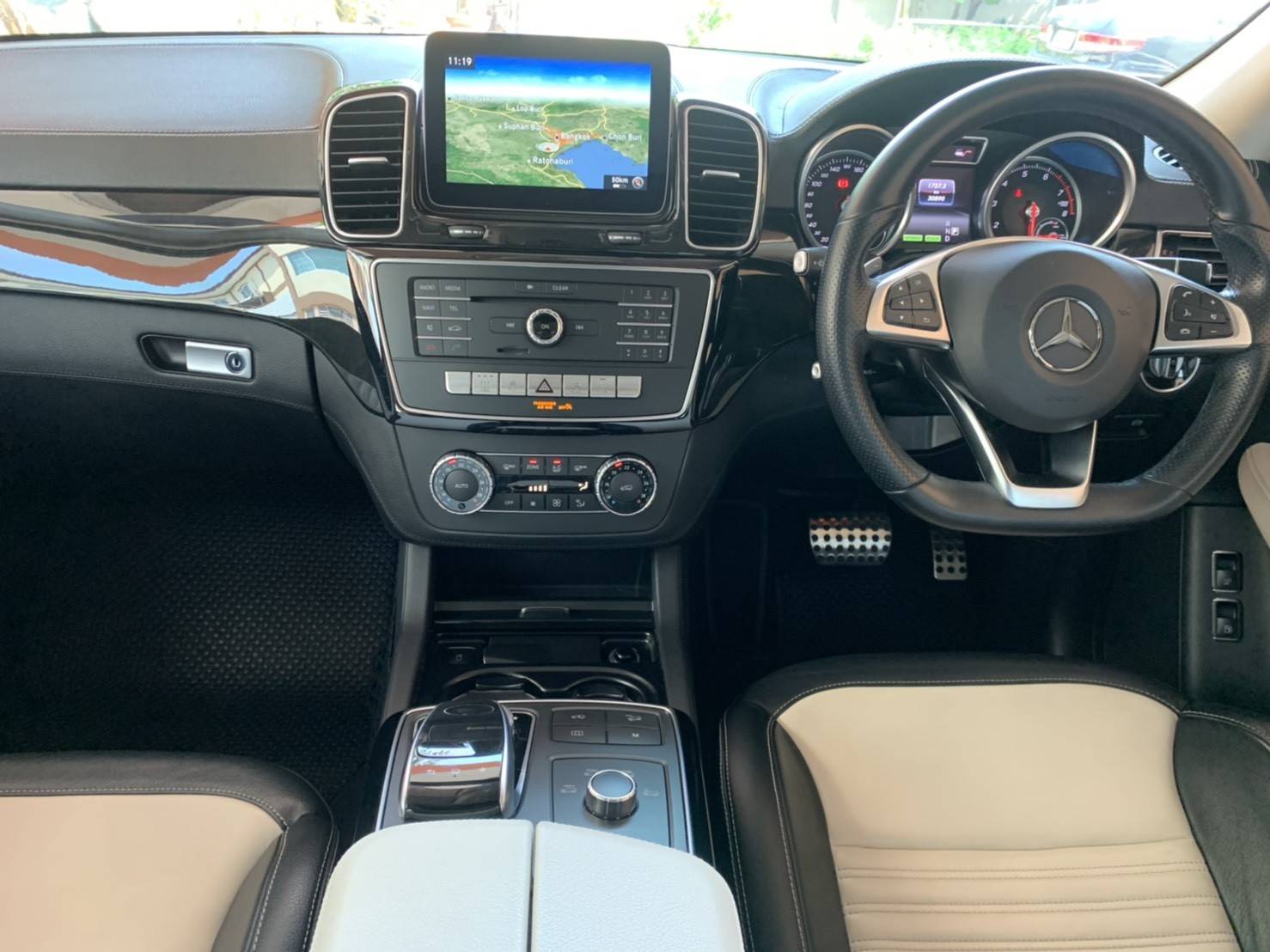 Mercedes Benz GLE 500e AMG ปี 2016