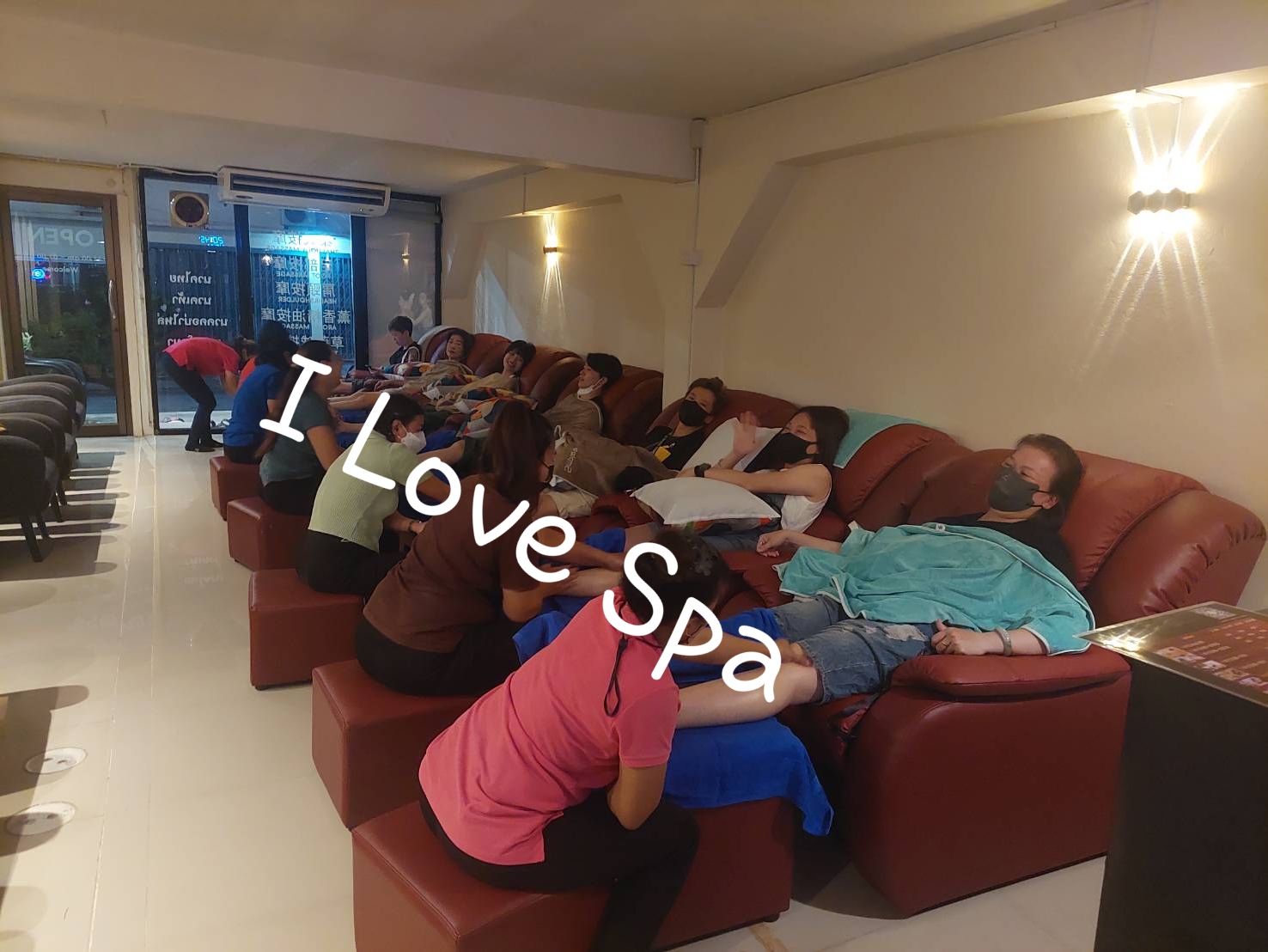 เก้าอี้รุ่น Premium หนังแท้ผิวสัมผัส แมทหนังเทียม