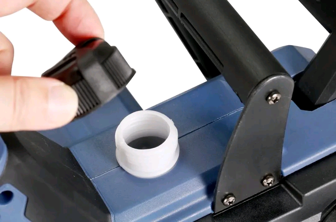 เลื่อยโซ่แบตเตอรี่ไร้สาย 21V ยี่ห้อ MASAKI รุ่น LI-1040