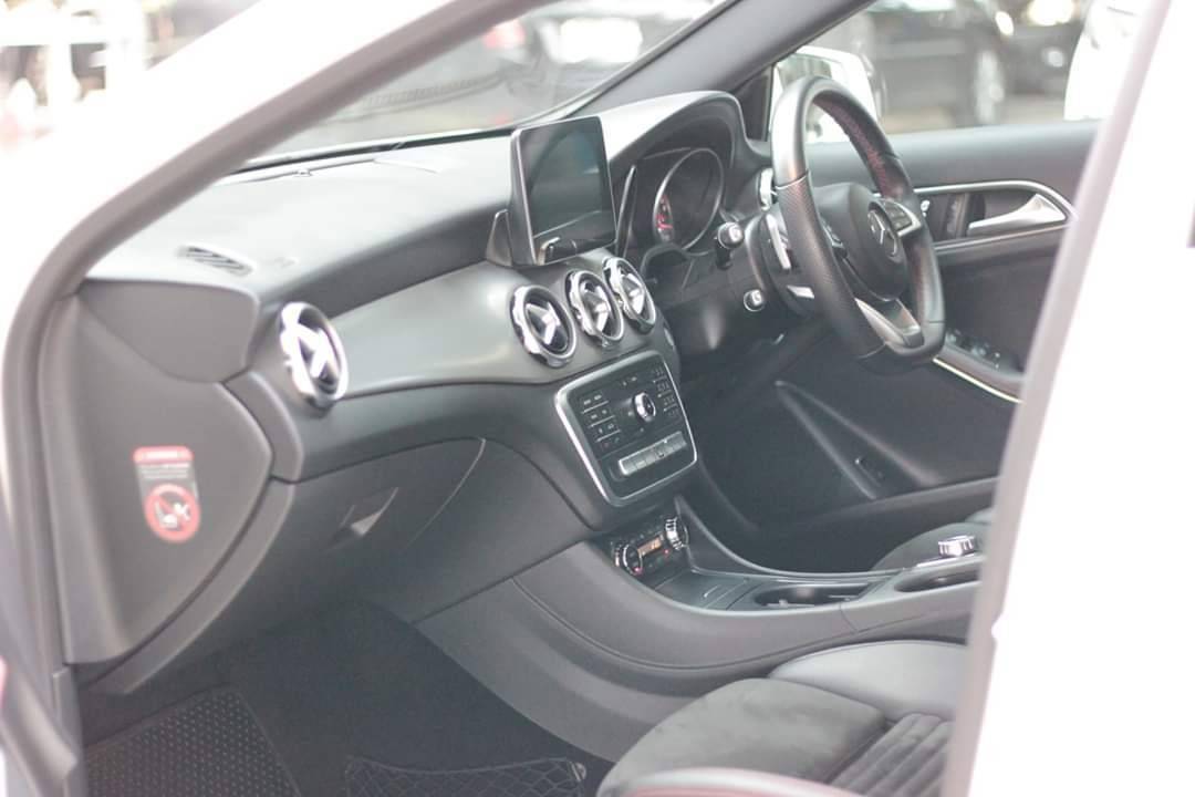 Mercedes-Benz GLA 250 AMG ปี 2017
