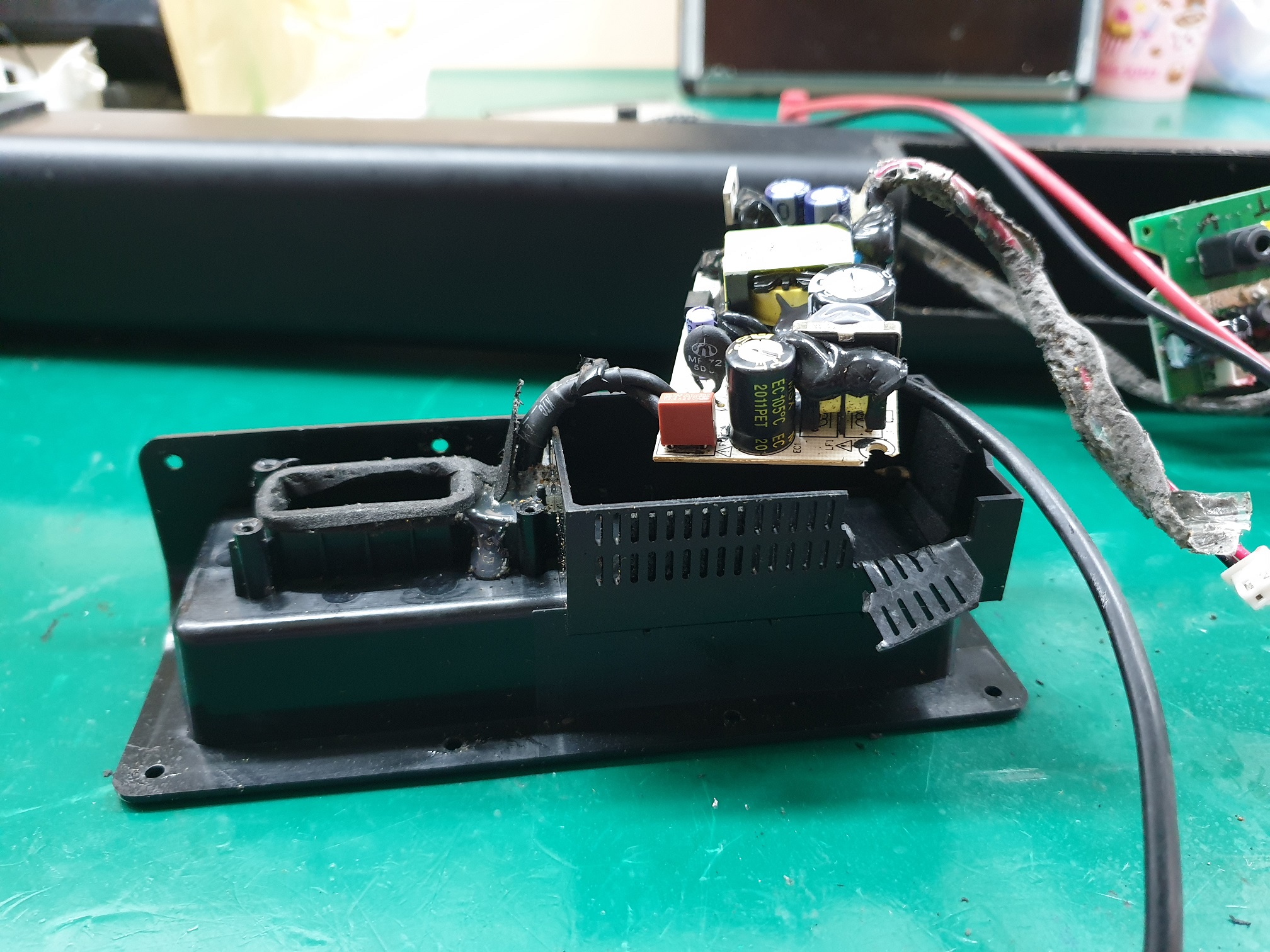 ซ่อมลำโพงซาวด์บาร์ ยี่ห้อ Xiaomi รุ่น MDZ-34-DA อาการเปิดไม่ติด