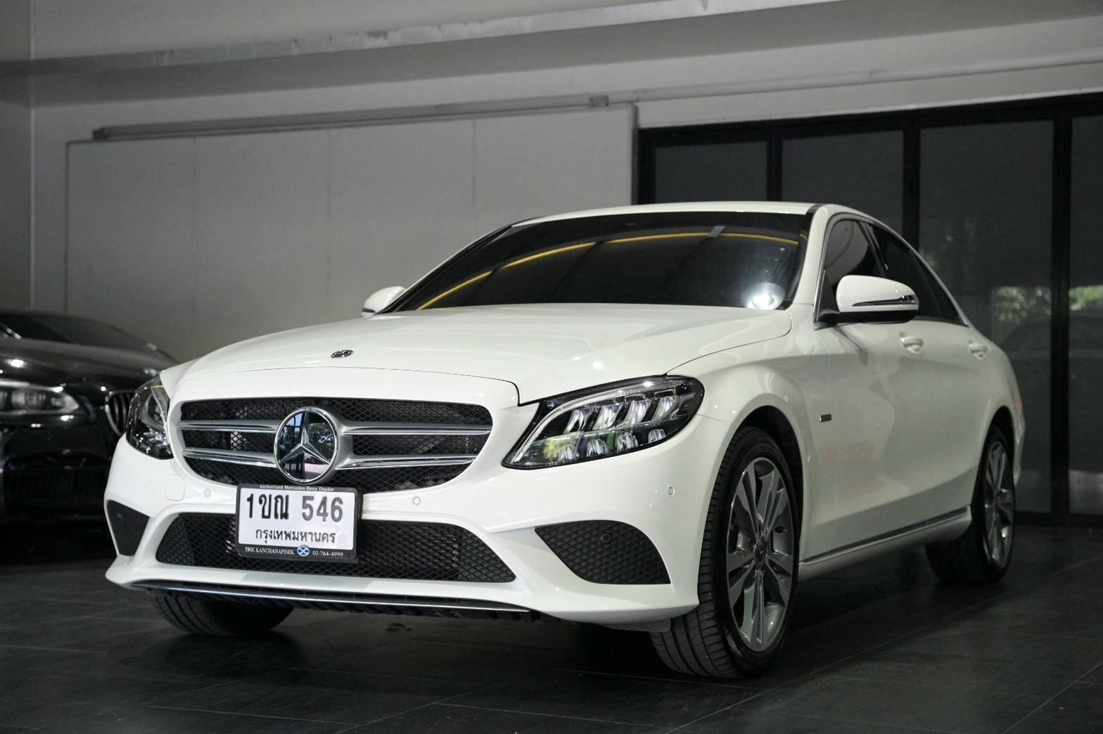 Mercedes-Benz C300e Avantgrade ปี 2020