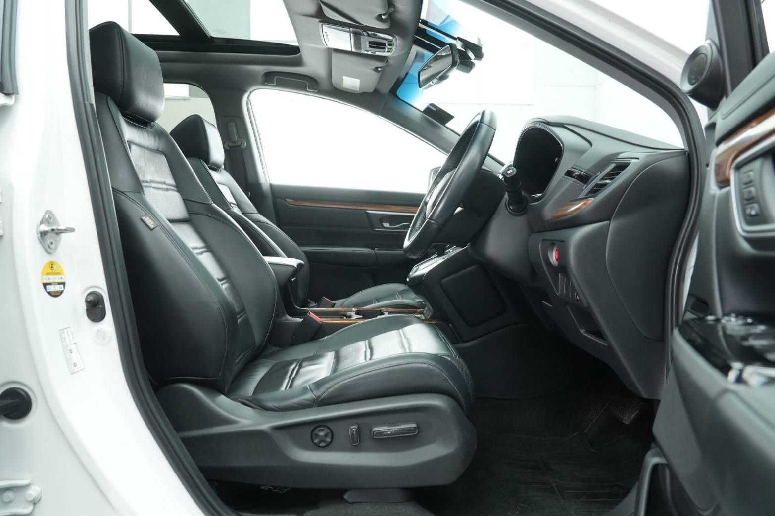 HONDA CR-V 2.4 EL 4WD สีขาว ปี 2021