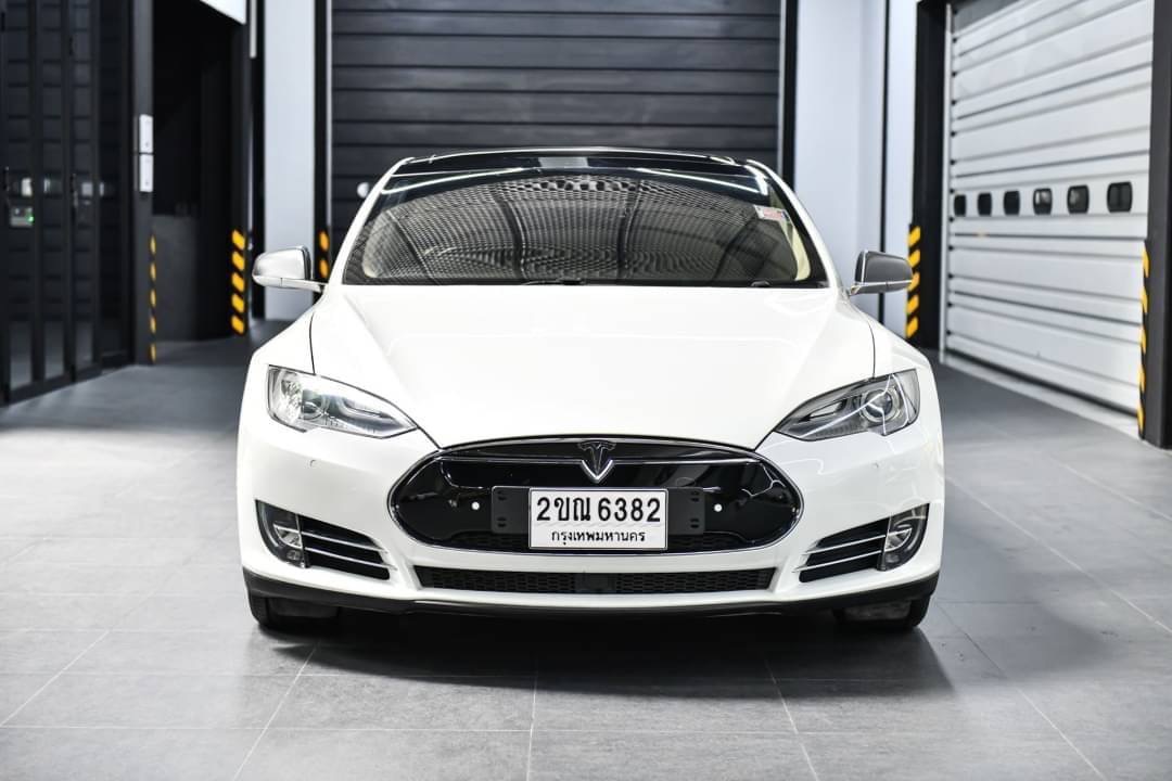 TESLA MODEL S P85D ปี 2015