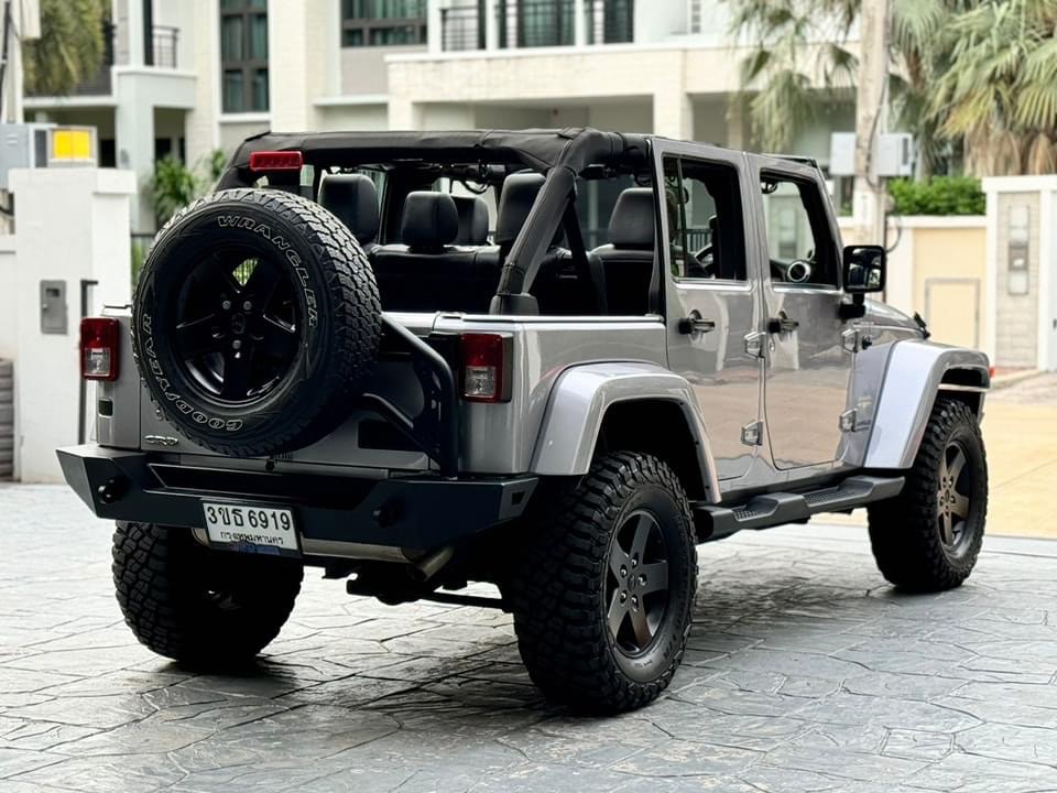 JEEP Wrangler Sahara 2.8 Crd ดีเซล ( JK ) 4wd Ultimate ปี 2014
