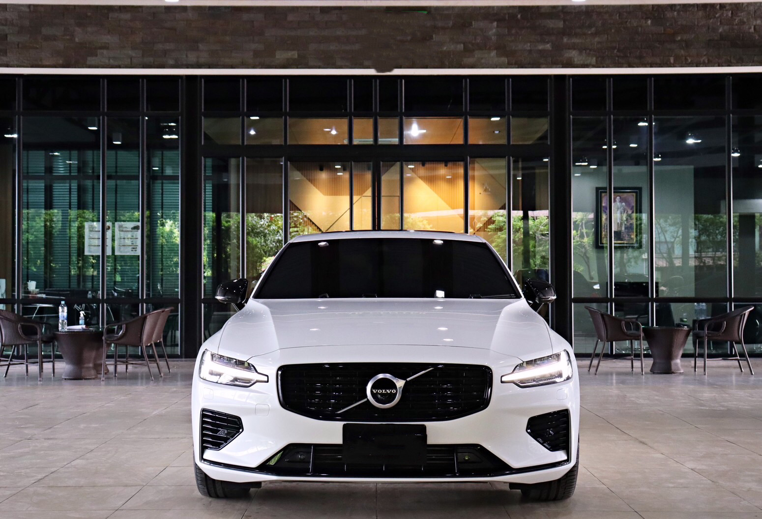 Volvo S60 T8 Plug-in R- Design ปี 2020 จดปี 2023 (Top สุด)