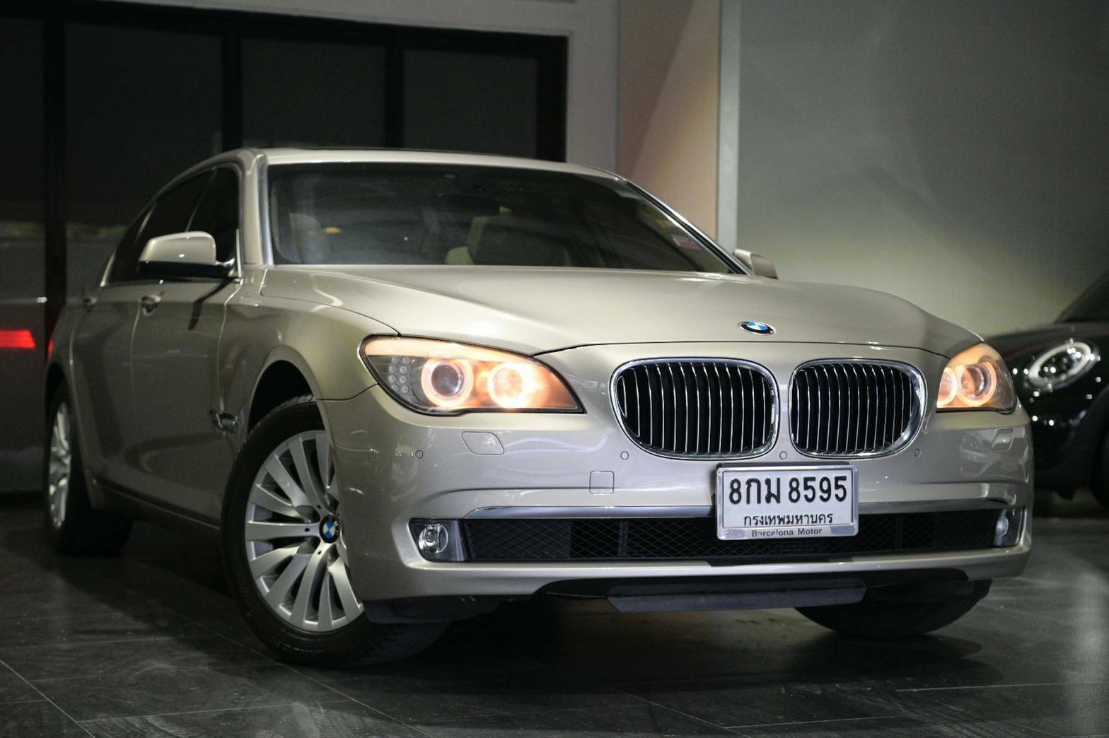 BMW 730Li ปี 2012