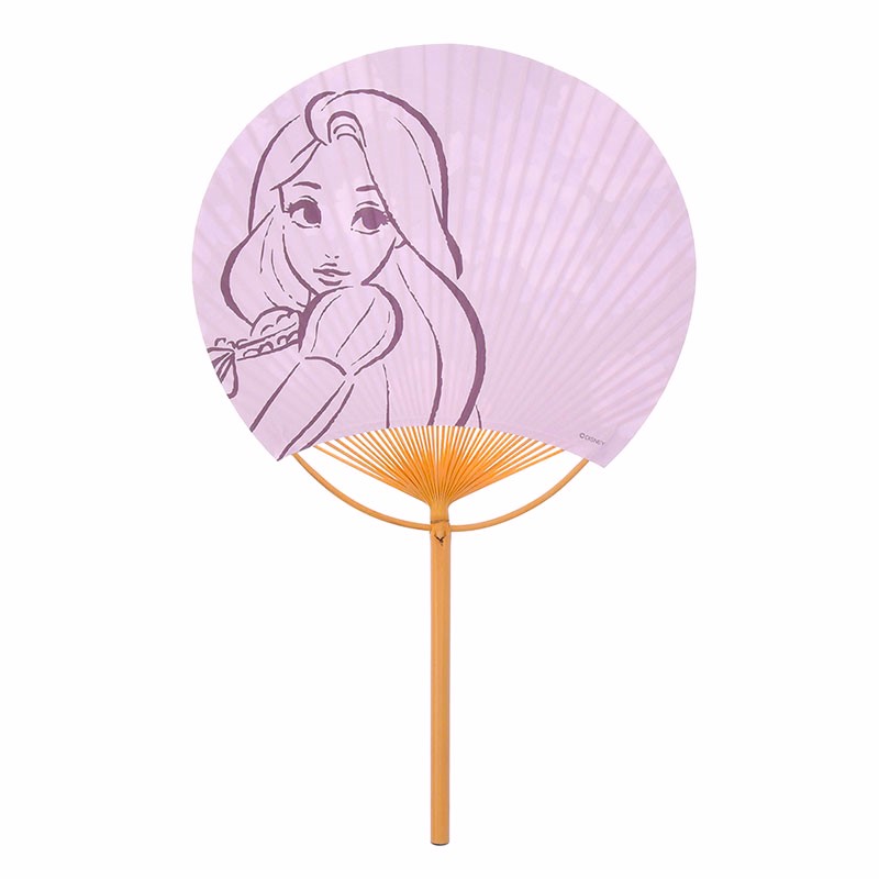 Disney store Rapunzel พัดไม้ไผ่ เจ้าหญิงราพันเซล ของแท้จากญี่ปุ่น Size : 35.2 x 22.3 cm