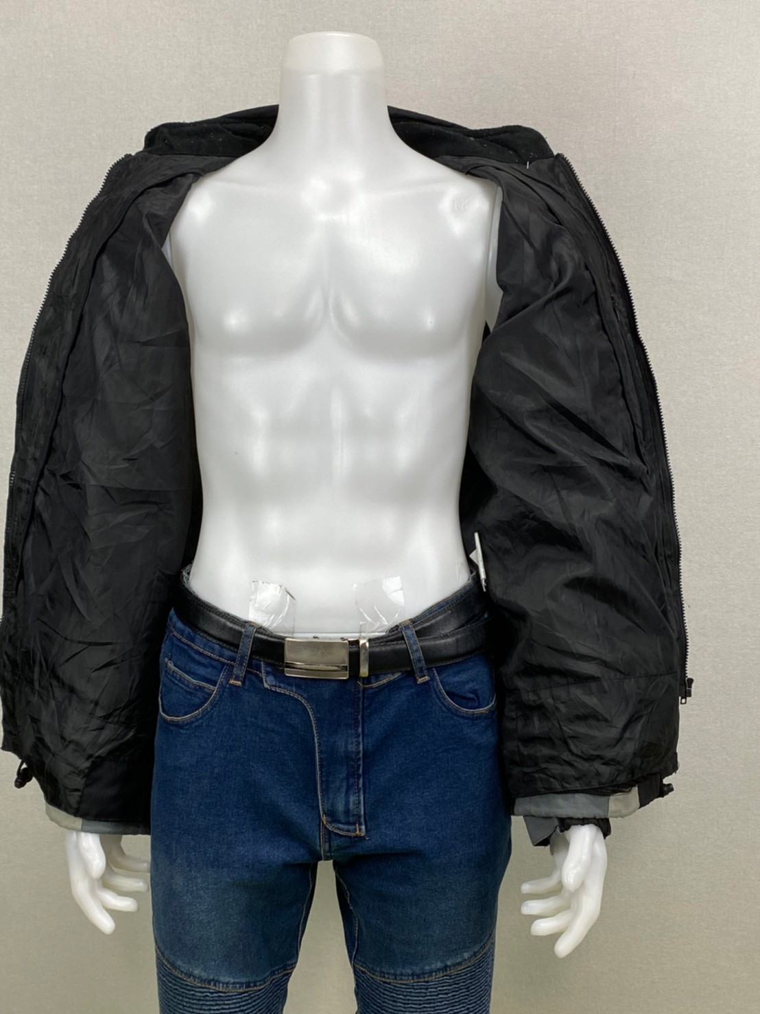 เสื้อขี่มอเตอร์ไซด์( มือสอง) RCTA 217 อก 48" ยาว 29" ยี่ห้อ**LEVIOR**