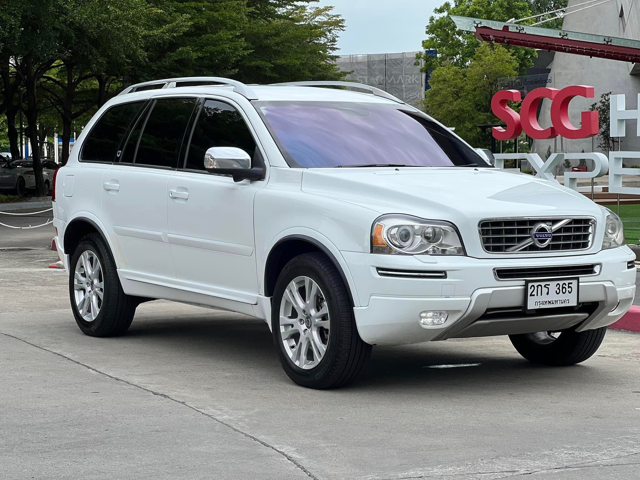VOLVO XC90 D5 4WD ปี 2013