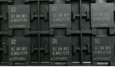 KLM4G1FEPD IC NAND FLASH