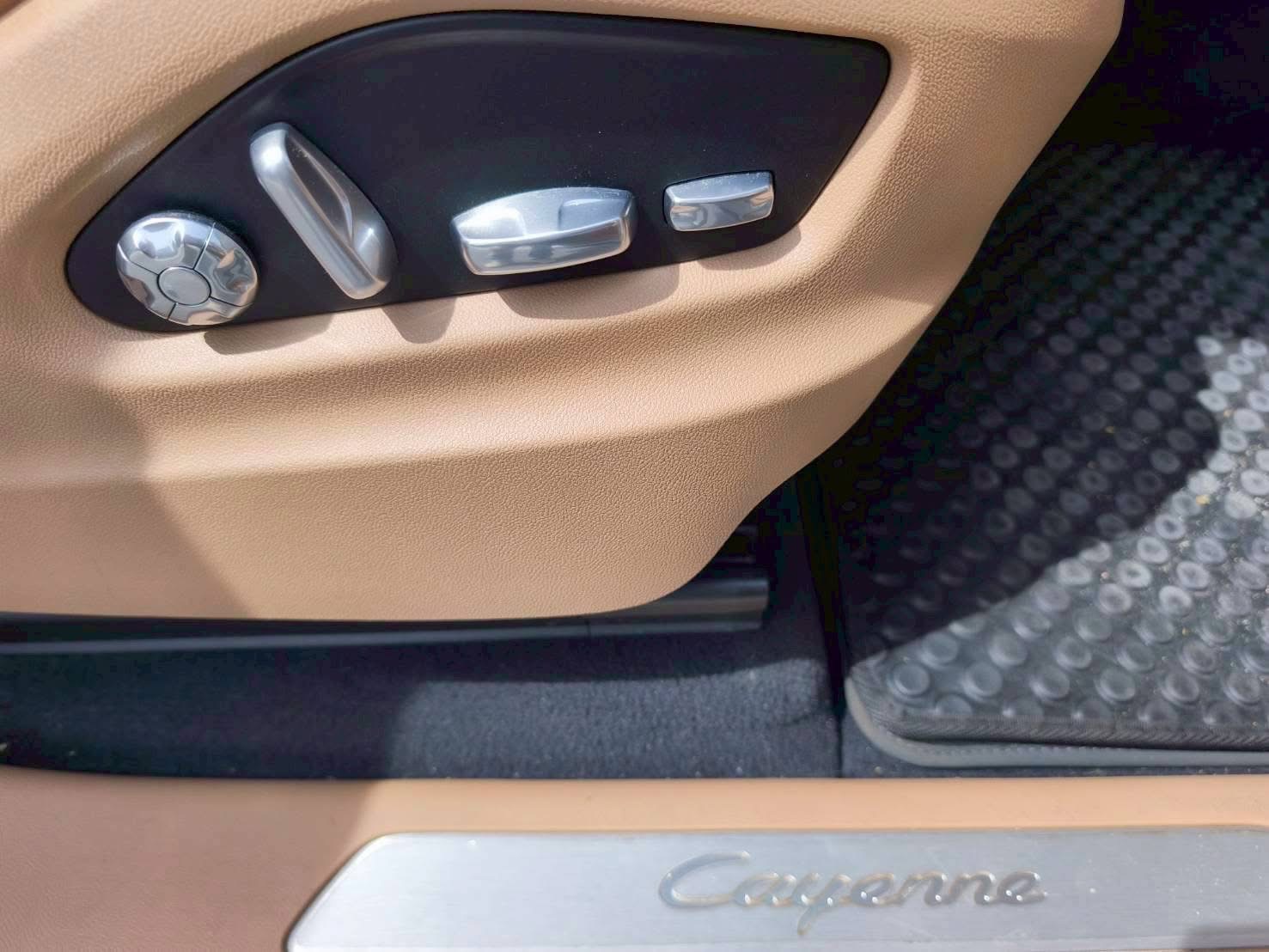 PORSCHE CAYENNE 3.0 E-HYBIRD ปี 2023