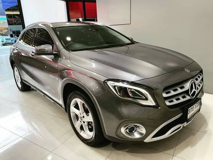 Mercedes Benz GLA200 URBAN ปี 2018