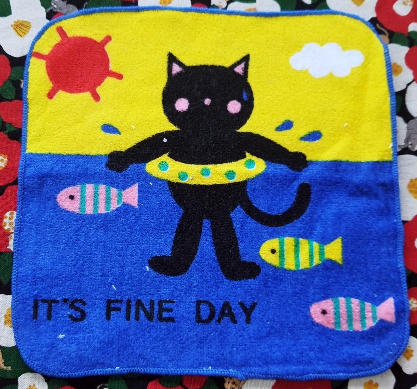 ผ้าเช็ดหน้า น้อง แมว เหมียว จากญี่ปุ่น Size : 21 x 21 cm