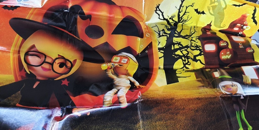 Halloween x Fanta เสื่อ ปูรองนั่ง / คลุมไหล่ (มีกระดุมแป๊ก) ฮาโลวีน x แฟนต้า จากญี่ปุ่น น่ารักมาก Size : 55 x 88 cm