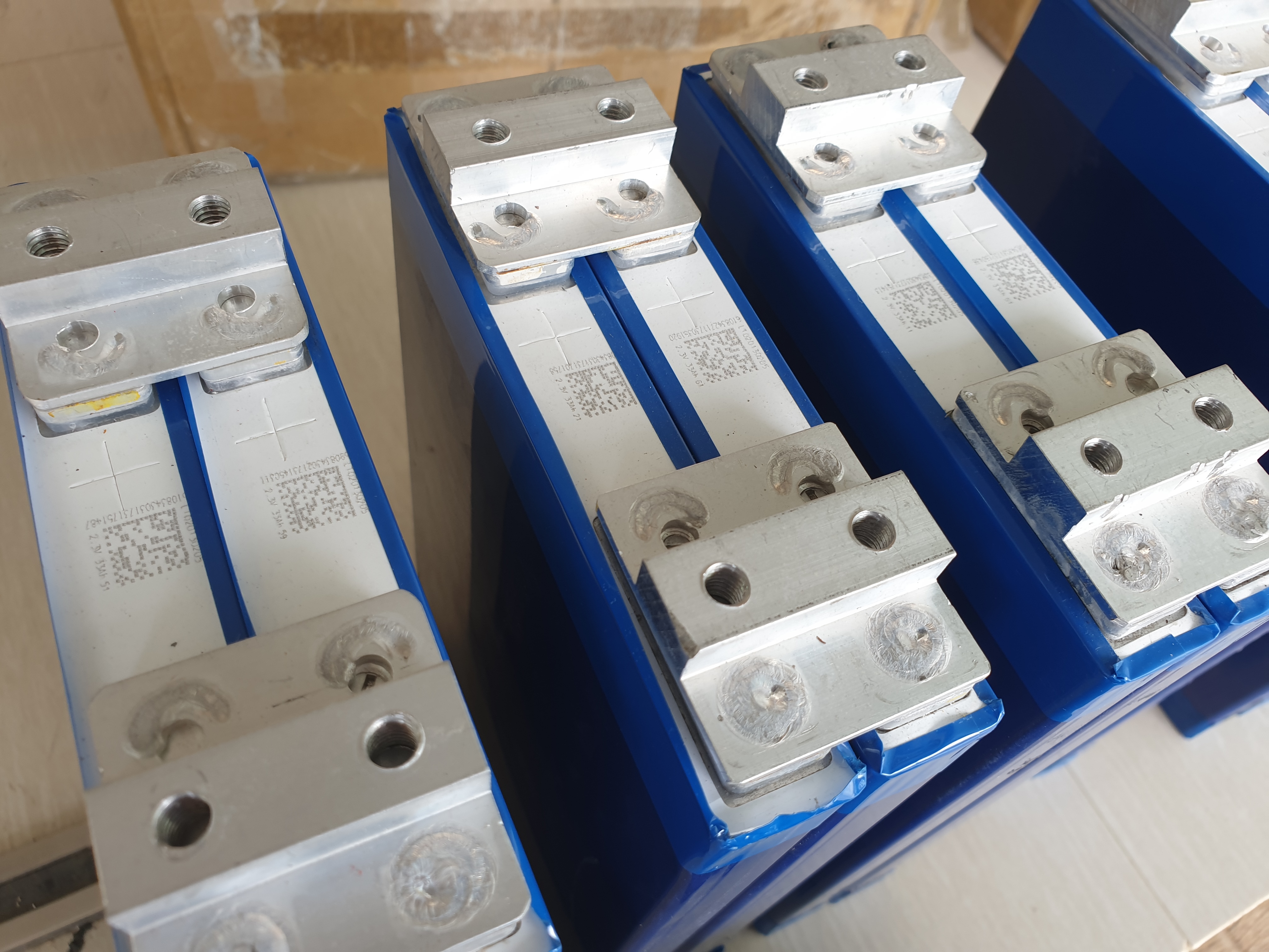 Lithium Titanate LTO Yinglong 33Ah 66Ah prismatic cell , very low internal resistant