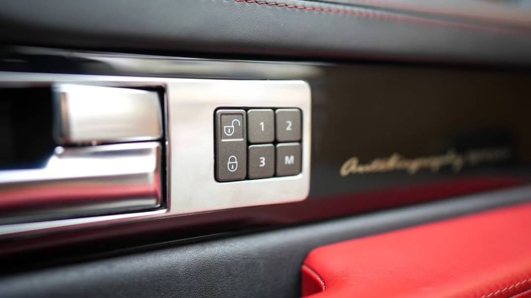 Range Rover Autobiography Sport SD ปี 2014