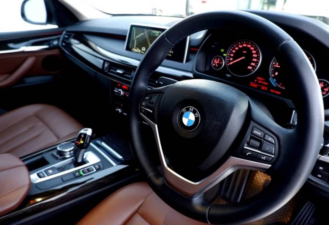 BMW X5 S Drive25d pure experience ปี 2016
