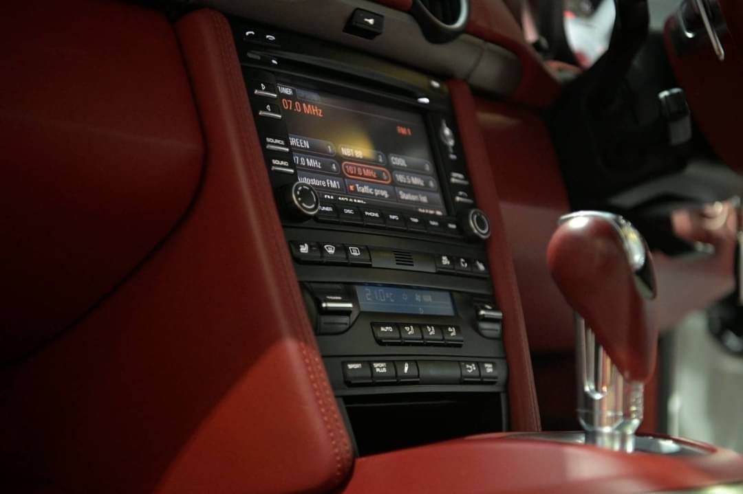 Porsche Cayman 987.2 ปี 2011