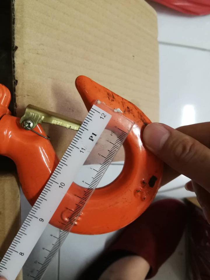 รอกโซ่มือโยก STARWAY โซ่ยาว 1.5 เมตร (กำมะลอ)