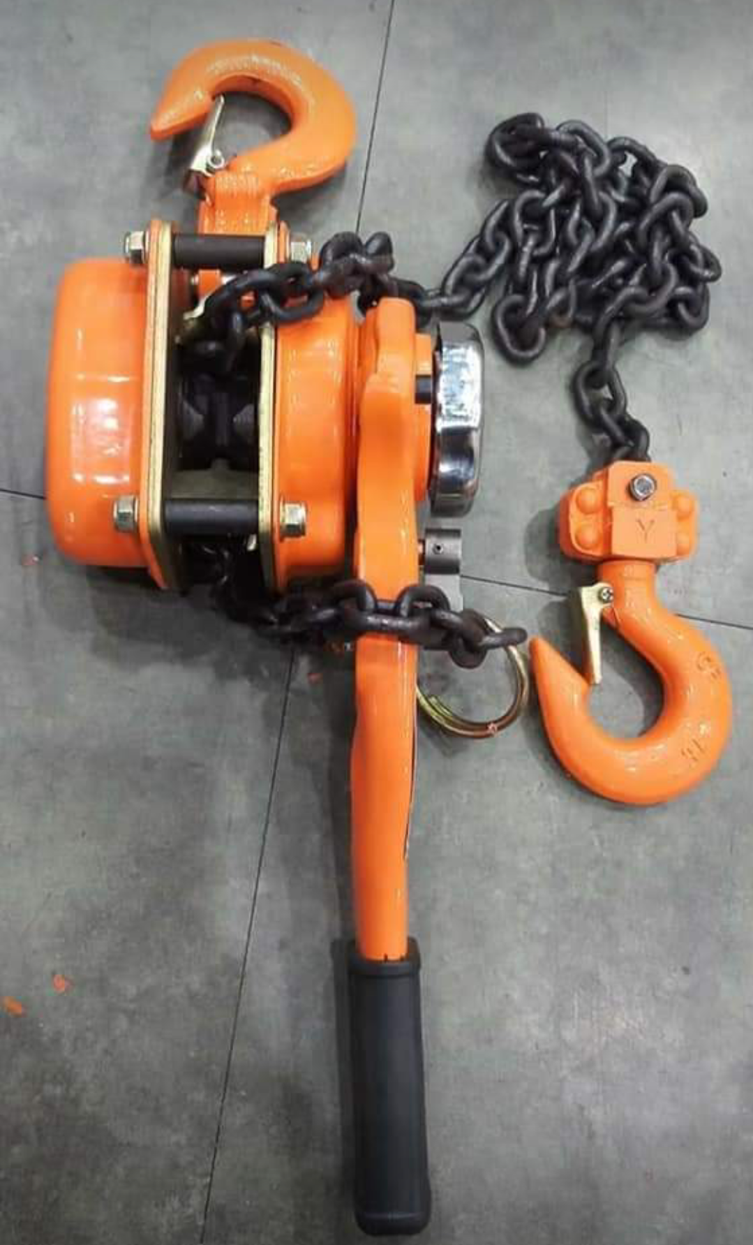 รอกโซ่มือโยก STARWAY ขนาด 1 ตัน โซ่ยาว 1.5 เมตร (กำมะลอ)