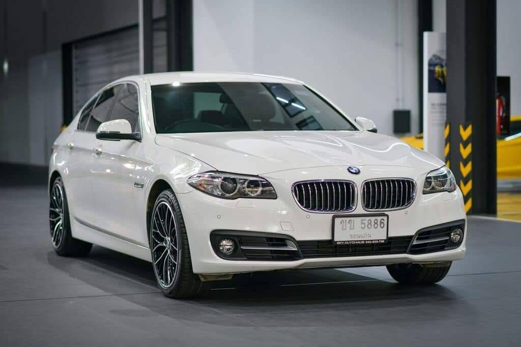 BMW 520d Lci ปี 2015
