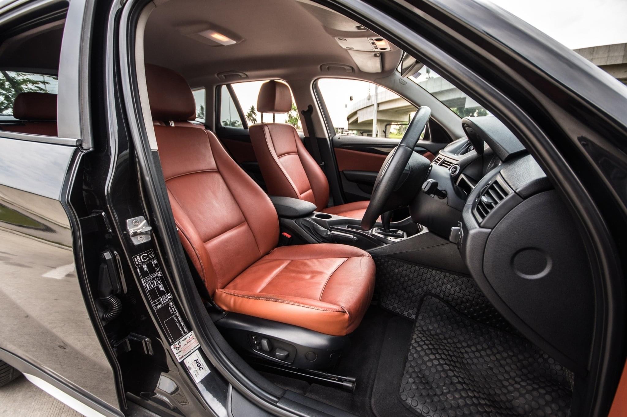 BMW X1 sDrive18i Highline ปี 2011