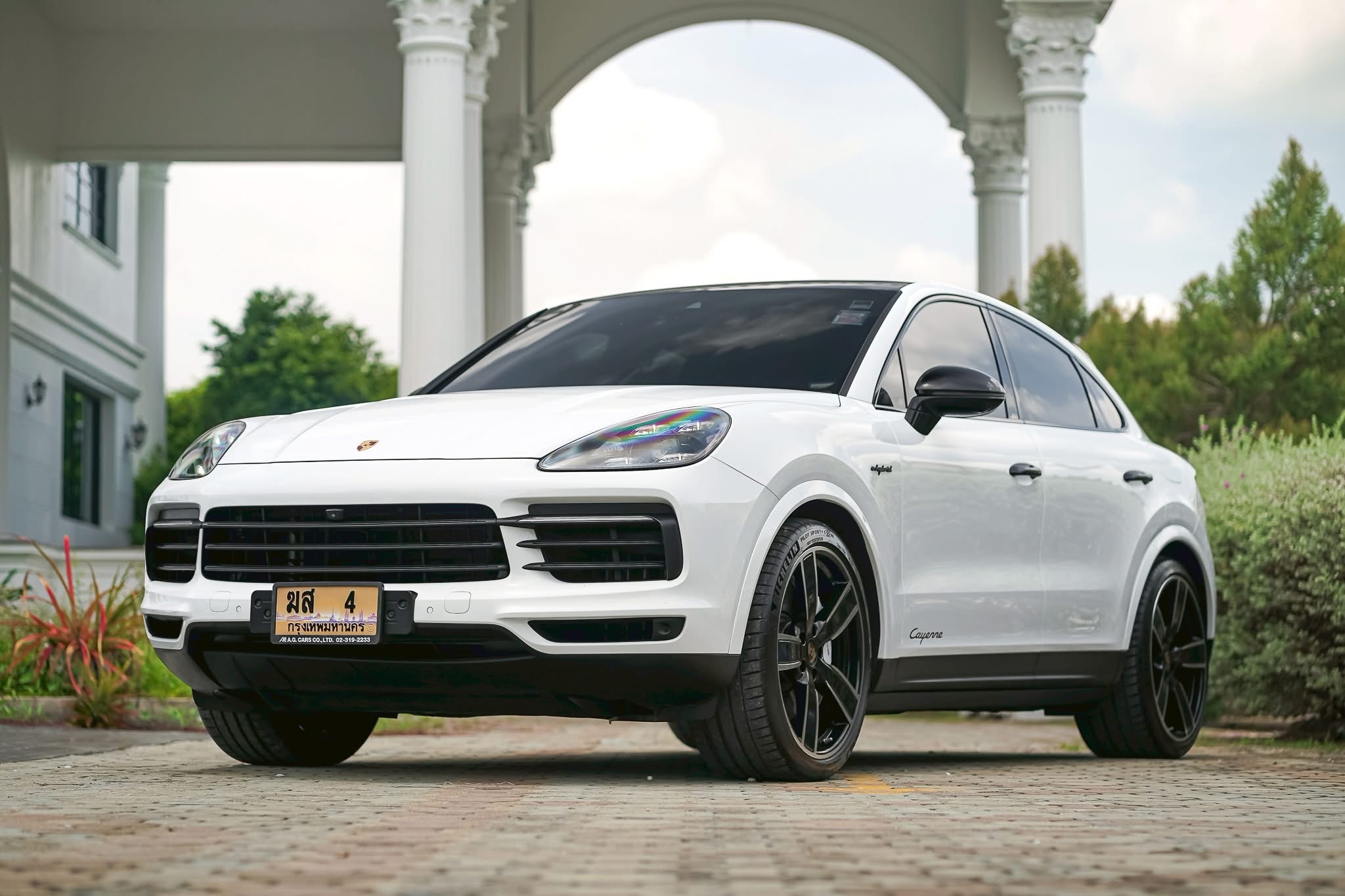 Porsche Cayenne Coupe 3.0 V6 e-Hybrid ปี 2022