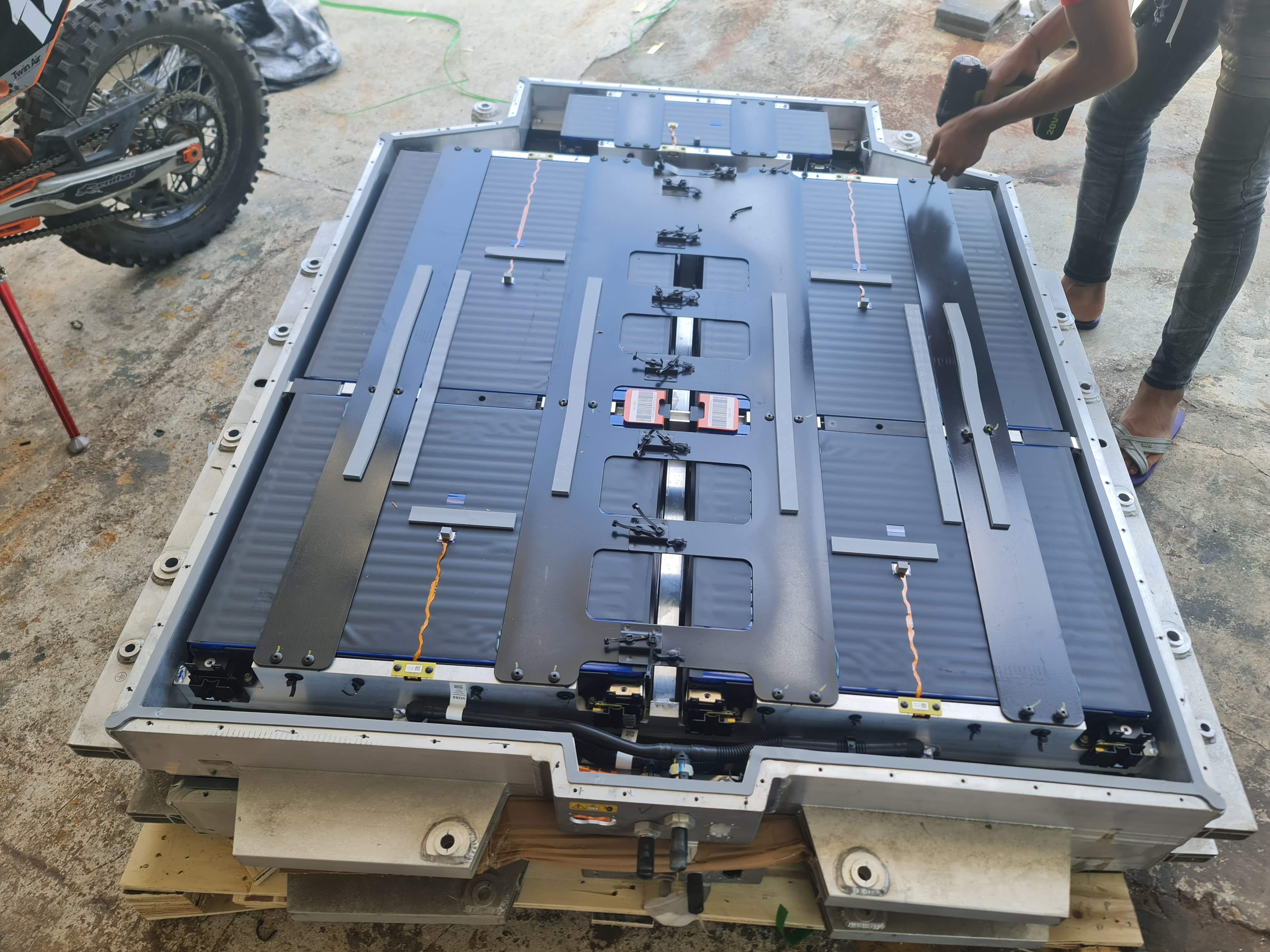 แบตเตอเตอรี่ลิเทียม สำหรับรถยกไฟฟ้า โฟคลิฟท์ไฟฟ้า 48V 24v 70v 80v ประกอบขึ้นจากแบตเตอรี่เกรดรถไฟฟ้า คุณภาพสูง