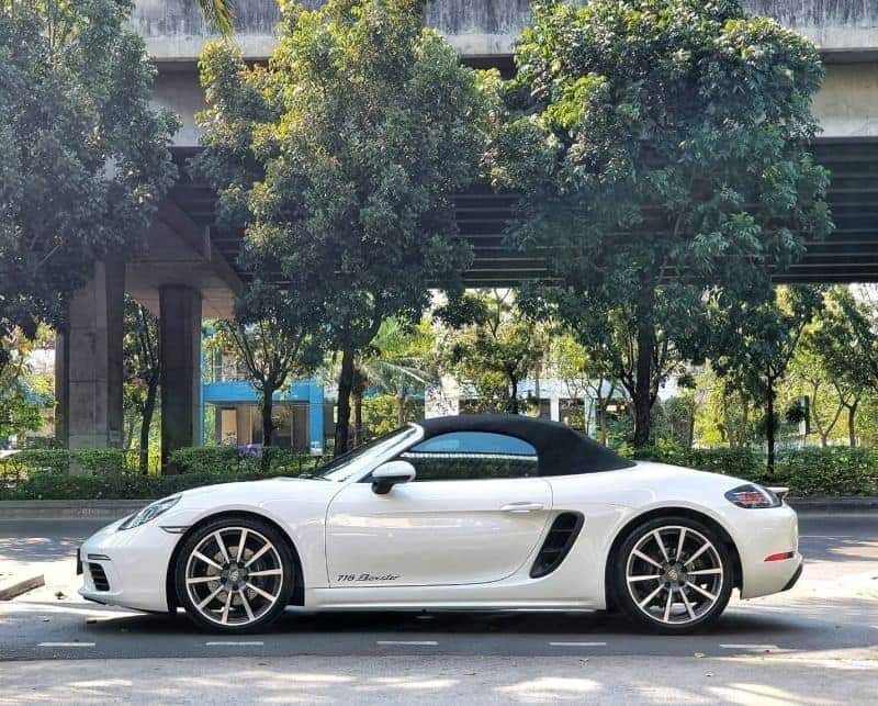 Porsche Boxster 718 ปี2017