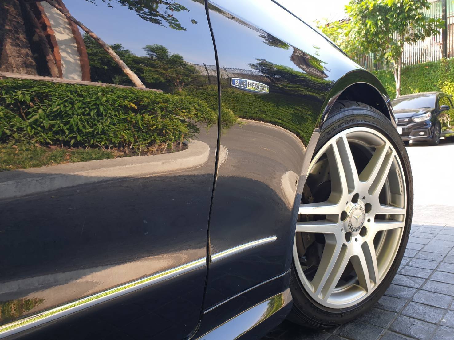 Mercedes Benz e200 coupe ปี 2011