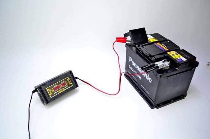 เครื่องชาร์จแบตเตอรี่ อัจฉริยะ ระบบอัตโนมัติ 12V 10A