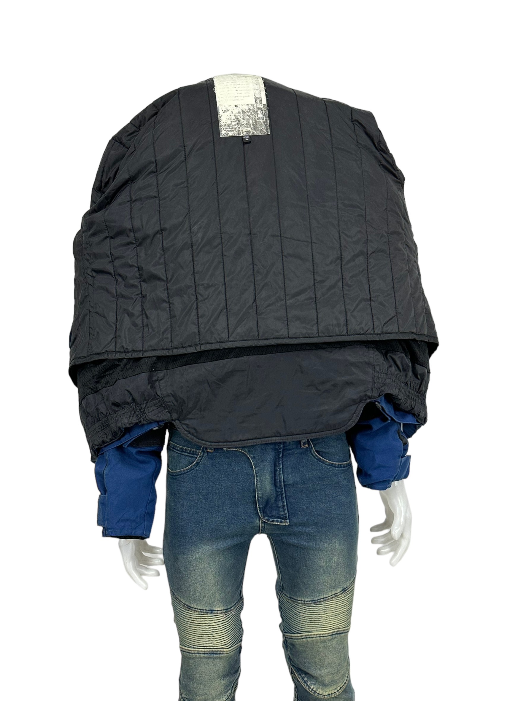 เสื้อขี่มอเตอร์ไซด์( มือสอง) F 010: อก 50" ยาว 25" (XL) **BERING**