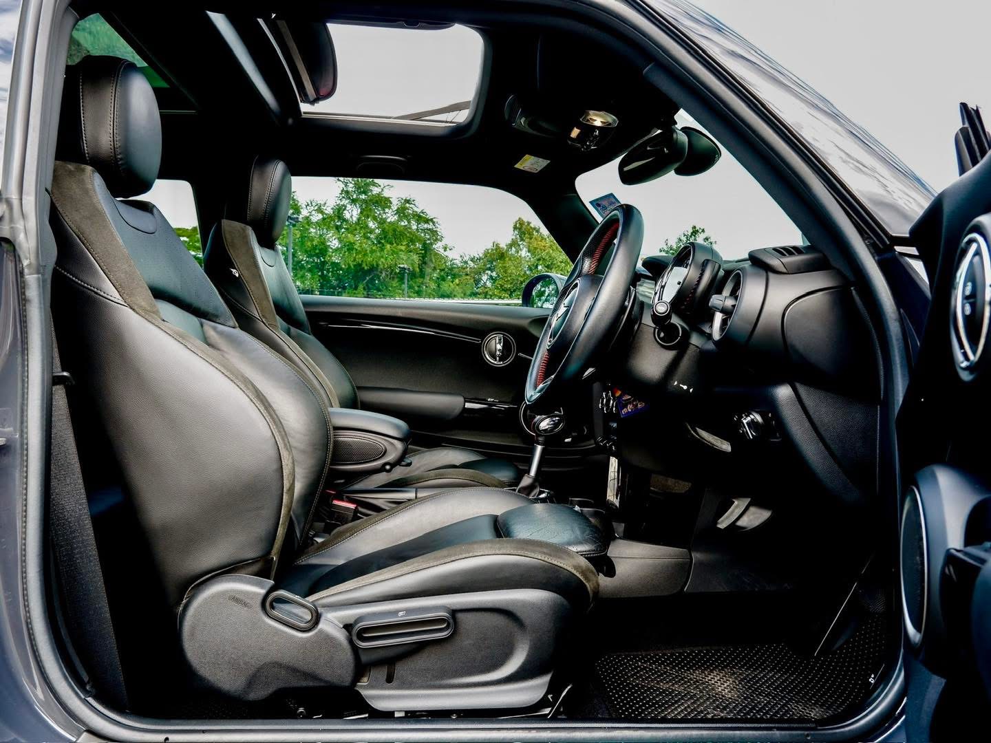 Mini Cooper S F56 Fulloption ของแต่ง JCW ปี 2015