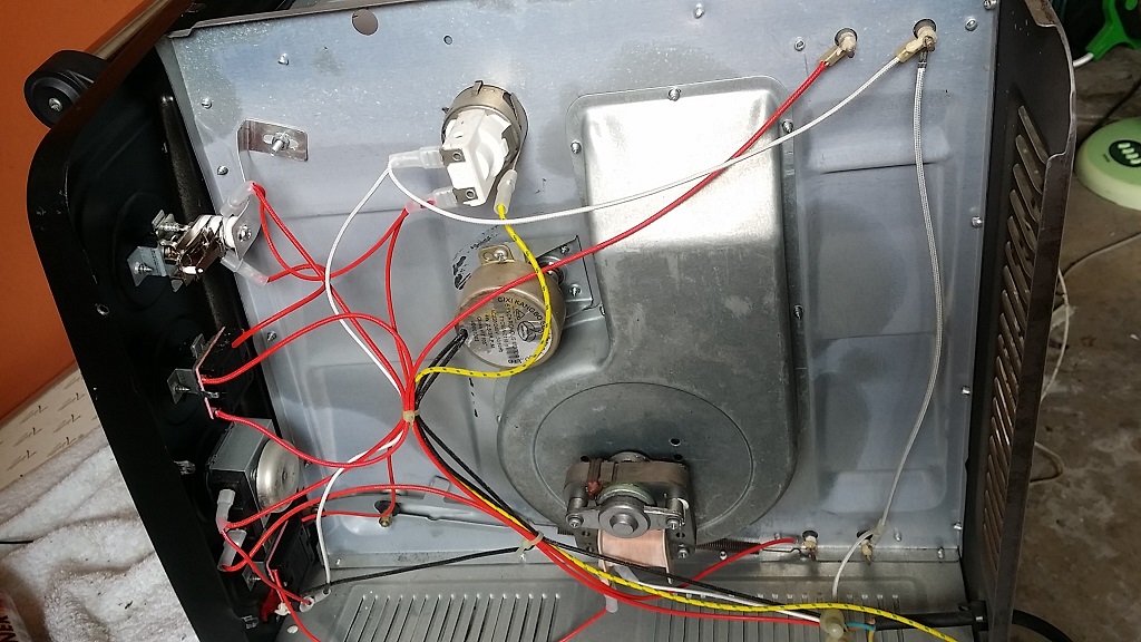 ซ่อมเตาอบไฟฟ้า ยี่ห้อ HOUSE WORTH รุ่น HW-EO02 อาการไม่ร้อน