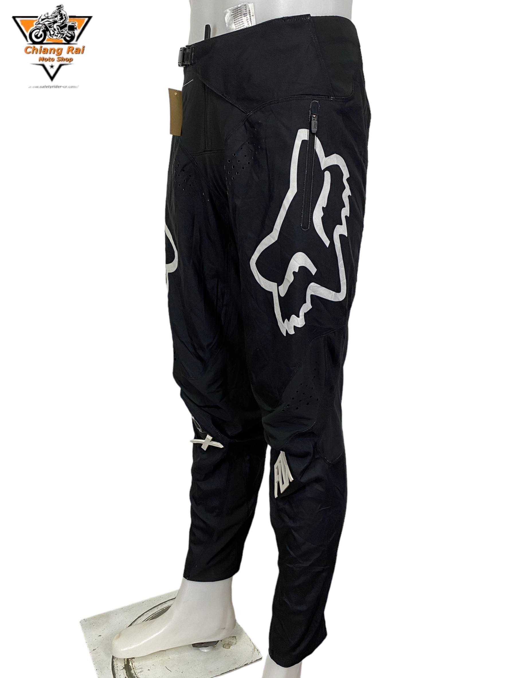 กางเกงสำหรับขี่มอเตอร์ไซด์ ( มือสอง ) E&A 583: เอว 28-30" ยาว 28" **FOX**