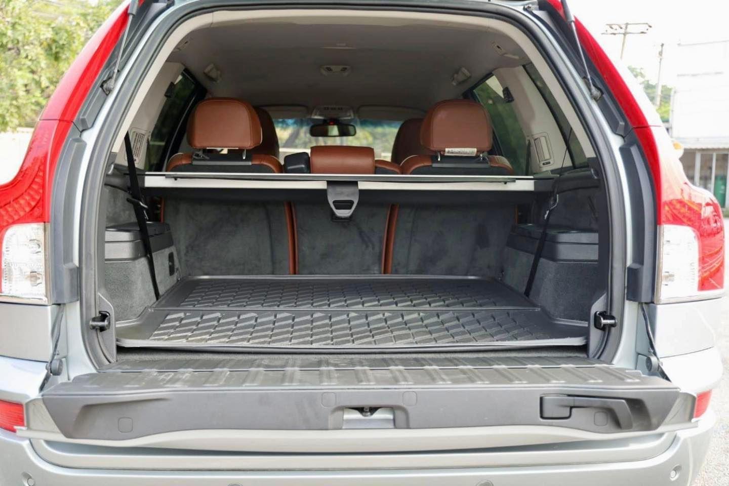 Volvo XC90 D5 AWD โฉม Minorchange จดทะเบียนปี 2014
