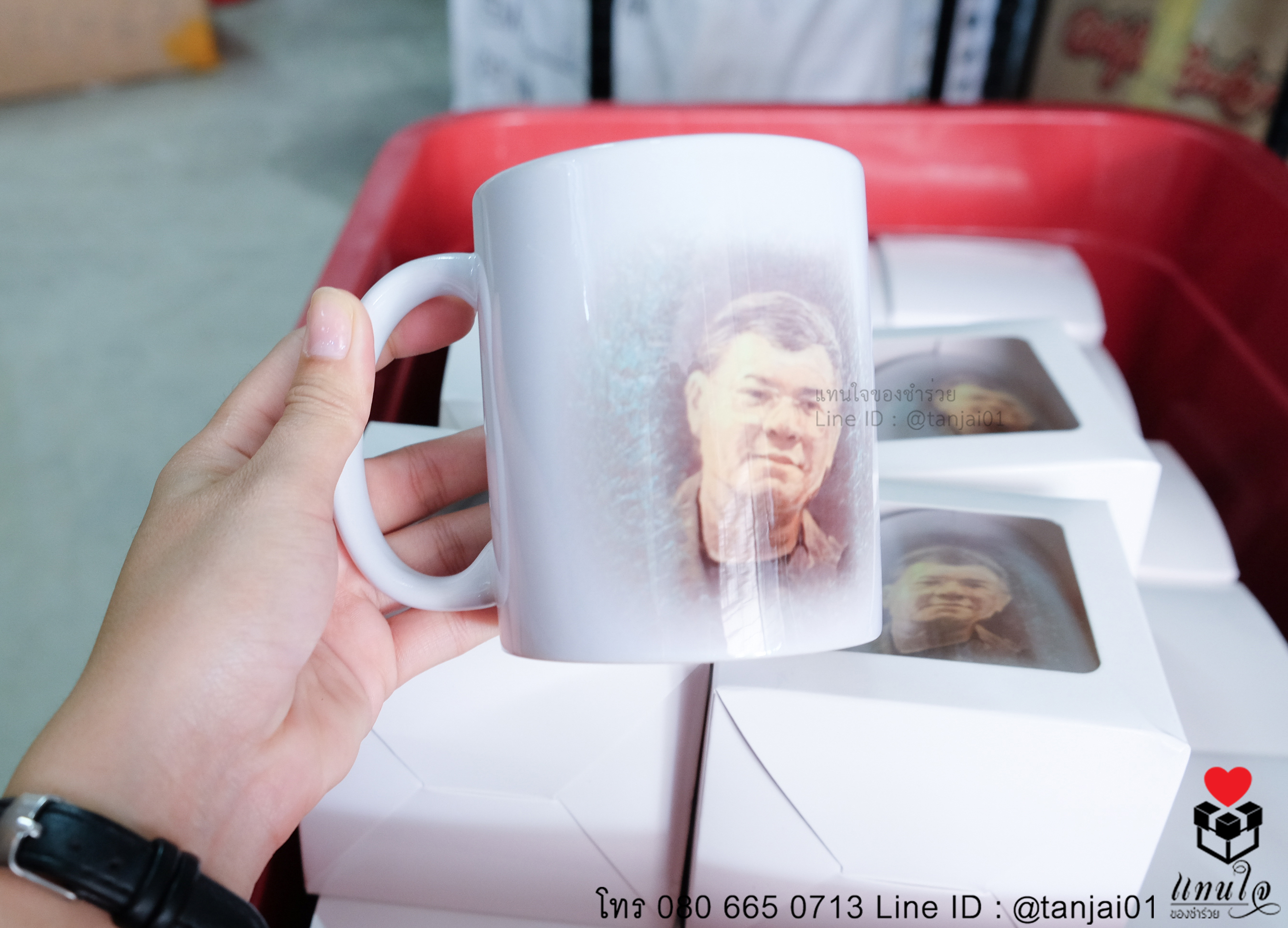 ของที่ระลึกงานเกษียณอายุราชการ ของแจกงานเกษียณอายุราชการ ของชำร่วยงานเกษียณ แก้วขาวสกรีน 04