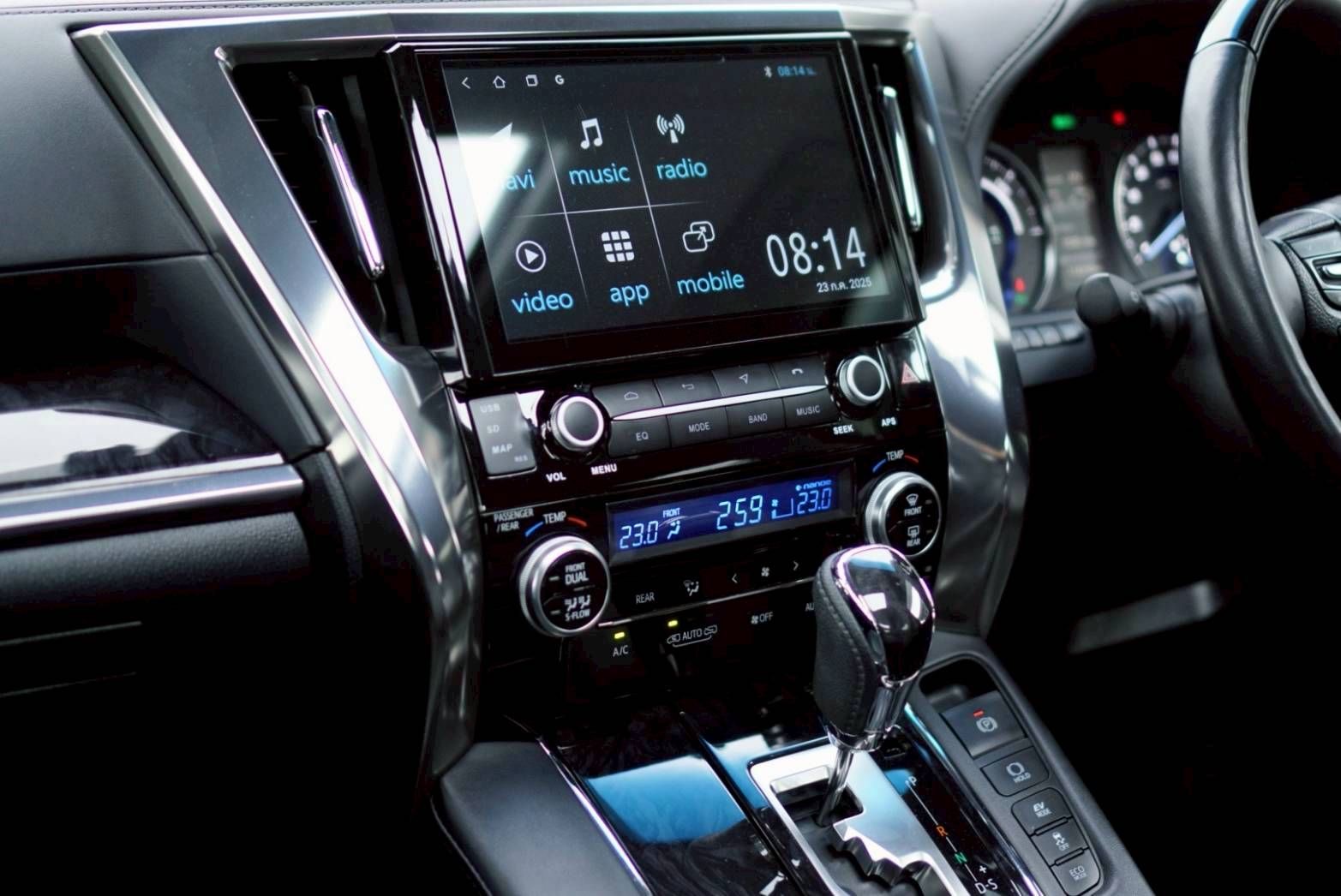 Toyota Vellfire ZRG LX Mode ( MINOR CHANGE ) ปี 2019